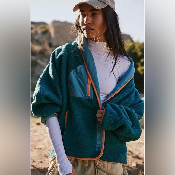 NWT Hit The Slopes Shawl Jacket in Spruced Up - Picture 2 of 3